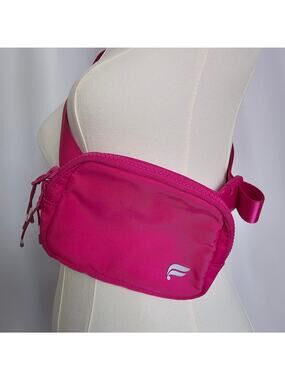 Fabletics Raspberry Fizz Mini Belt Bag Fanny/Crossbody NWOT‎